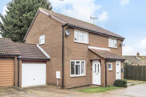 2 bedroom end of terrace house to rent, Agate Close, Wokingham, RG41