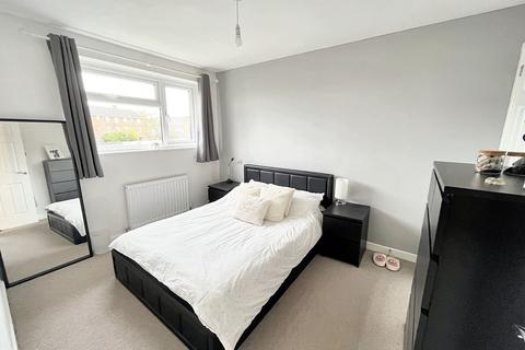 44 Silver Birch Grove, Trowbridge, BA14 0JQ