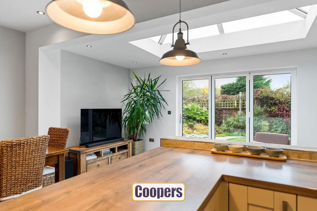 Open Plan Dining Kitchen/Family Room