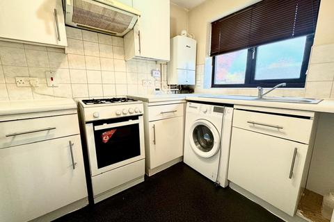 1 bedroom flat for sale, Lime Close, Harrow