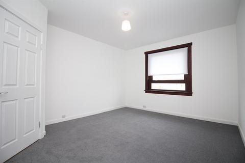 2 bedroom flat for sale, Manse Avenue, Whitburn EH47