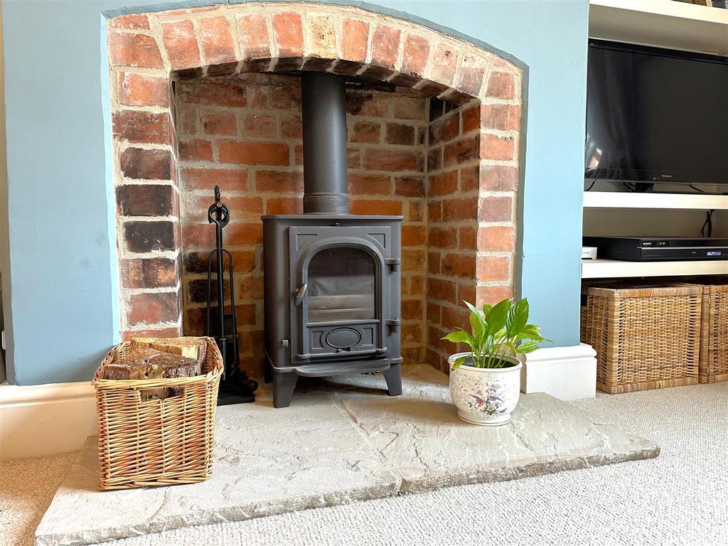 Feature Fireplace Inset Multi Fuel Burner 453