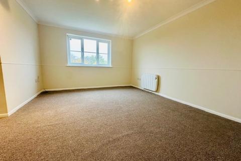 2 bedroom flat to rent, Prestatyn Close, Stevenage SG1