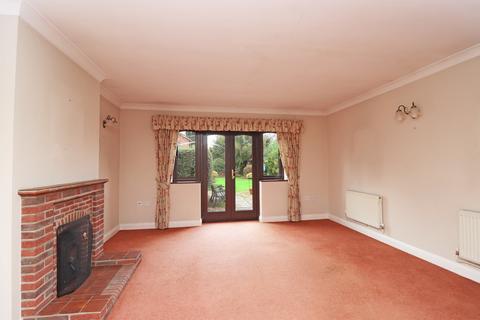 2 bedroom detached bungalow for sale, School Road, Langham, Colchester