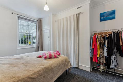 1 bedroom flat for sale, Union Road, London