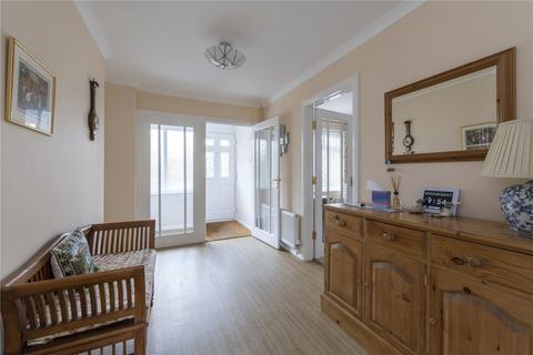 16 Orchard Close, Queen Camel, Yeovil, BA22 7NY