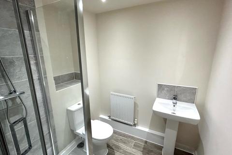 2 bedroom flat to rent, Kestrel House, Sandpiper Drive, Doncaster, South Yorkshire, DN4