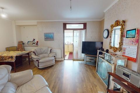 3 bedroom terraced house for sale, Manor Road, Mitcham CR4