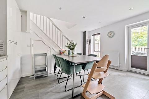 16 Warren Walk, Tunbridge Wells, TN2 3XR
