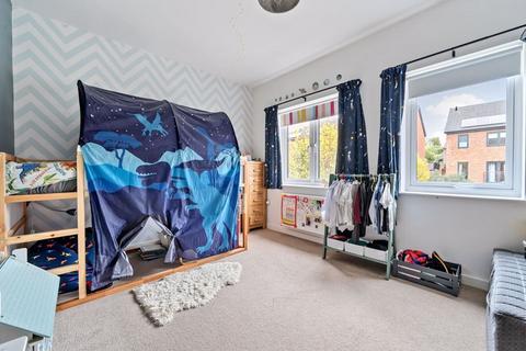 16 Warren Walk, Tunbridge Wells, TN2 3XR