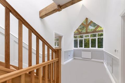 7 bedroom detached house for sale, AVAILABLE NOW -  Weald Road, Sevenoaks Kent TN13 1QJ