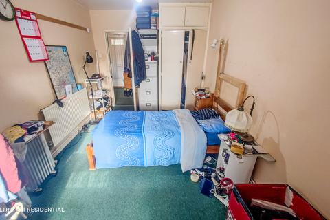 1 bedroom flat for sale, Kingsman Street, Woolwich, SE18 5PS