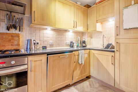 2 bedroom terraced house for sale, Kelvedon Road, Tiptree