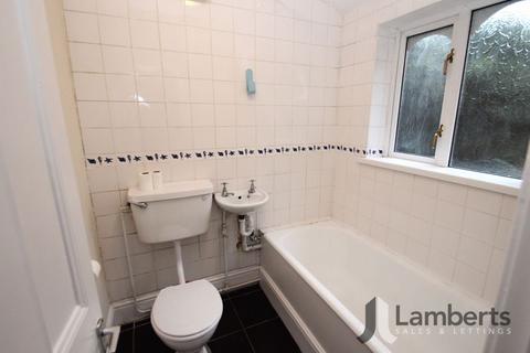 3 bedroom terraced house for sale, St. Georges Road, Redditch