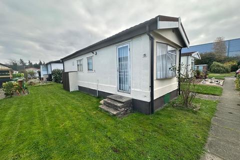 1 bedroom mobile home for sale, Fowley Mead Park , Longcroft Drive