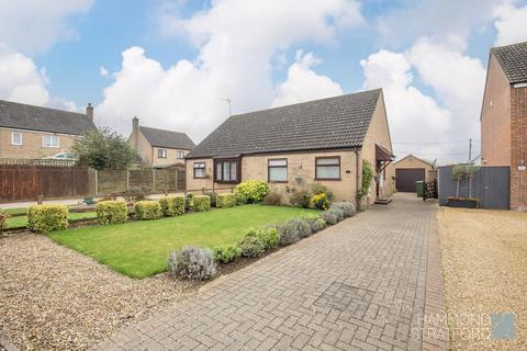 2 bedroom semi-detached bungalow for sale, High View Drive, Attleborough