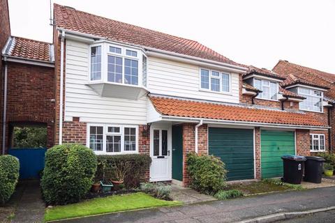 3 bedroom terraced house for sale, Whitefriars Meadow, Sandwich