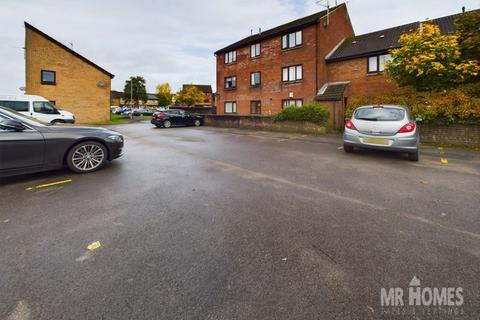 2 bedroom flat for sale, Limeslade Close, Fairwater, Cardiff, CF5 3BD