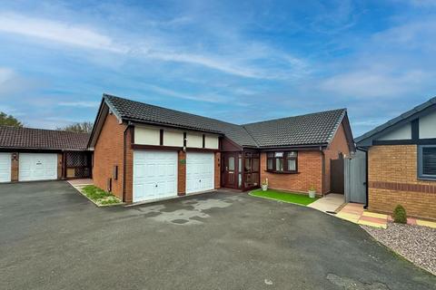 2 bedroom detached bungalow for sale, Carnoustie Close, Turnberry Estate, Bloxwich