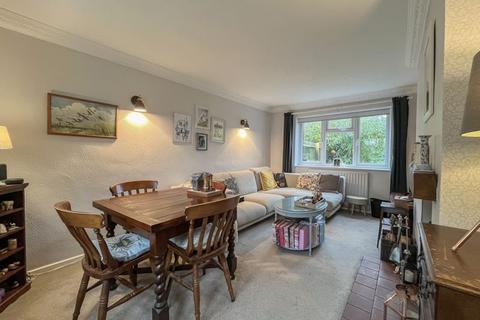 3 Chambley Green, Coven, Wolverhampton, WV9 5DN
