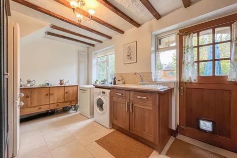 3 Chambley Green, Coven, Wolverhampton, WV9 5DN