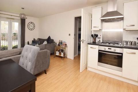 1 bedroom ground floor flat to rent, Moore Court, Dodd Road, North Watford, Hertfordshire, WD24 5DA