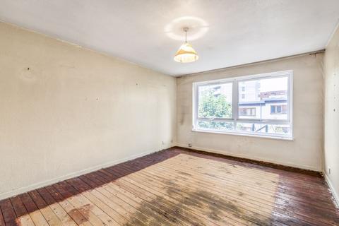 12 Regent Square, London, E3 3HQ
