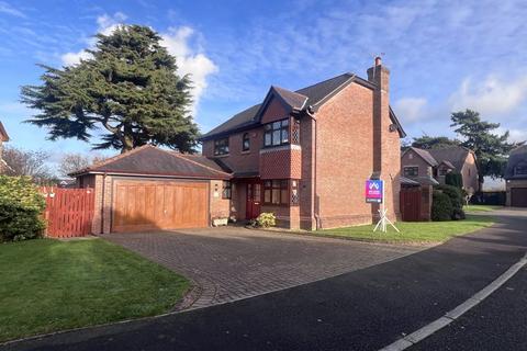 4 bedroom detached house for sale, Bangor, Gwynedd