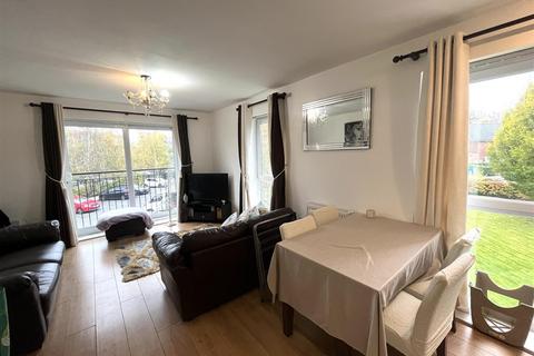 undefined, Sheen Gardens, HEALD GREEN