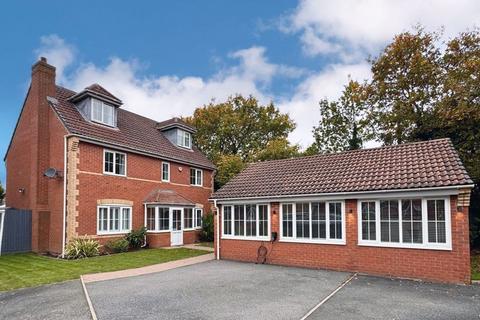 5 bedroom detached house for sale, Wheatsheaf Close, Four Oaks, Sutton Coldfield, B75 5TW