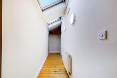 undefined, Bedroom available NOW Property Near Edge Hill University
