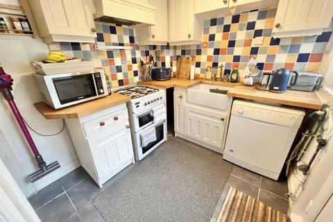 4 bedroom terraced house for sale, Ronald Avenue, Llandudno Junction