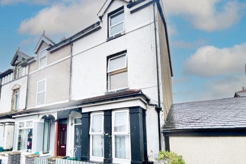 4 bedroom terraced house for sale, Ronald Avenue, Llandudno Junction