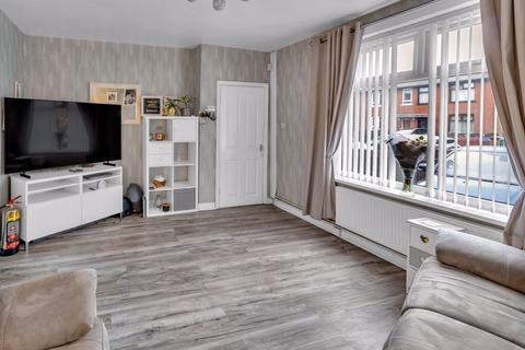 3 bedroom end of terrace house for sale, Palatine Street, Rochdale, OL16 5BJ