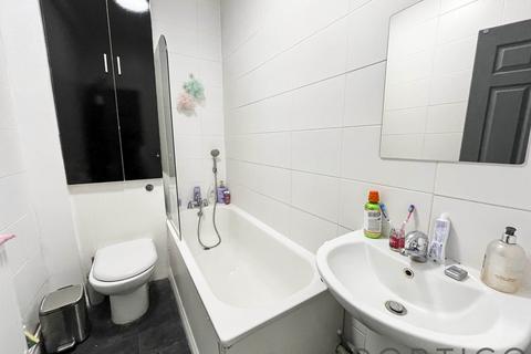 1 bedroom property to rent, Barking Road | Plaistow | E13