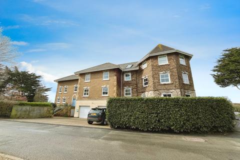 3 bedroom townhouse to rent, Beach Road, Bembridge