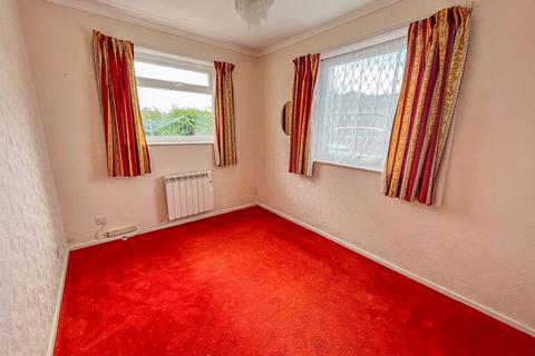 2 bedroom maisonette to rent, Newport Road, Godshill