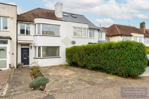 33 Benhurst Gardens, South Croydon, CR2 8NT