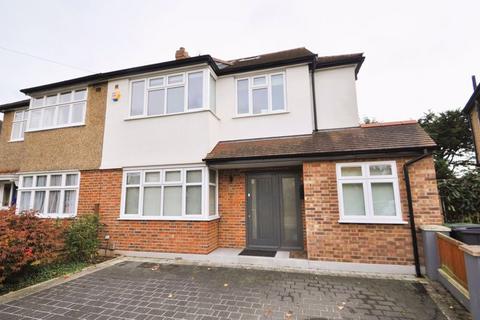 5 bedroom semi-detached house to rent, Beechcroft Avenue, New Malden