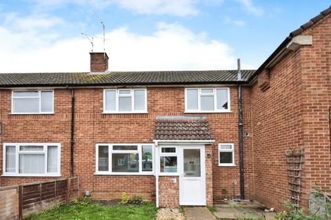 2 bedroom terraced house to rent, Aylesbury HP19