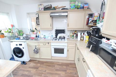 3 bedroom semi-detached house to rent, Dunstable LU5