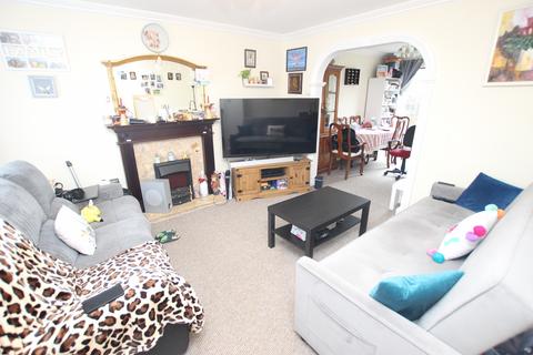 3 bedroom semi-detached house to rent, Dunstable LU5