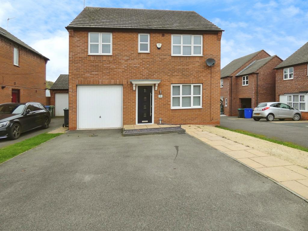Blackshale Road, Mansfield Woodhouse 4 bed detached house to rent £