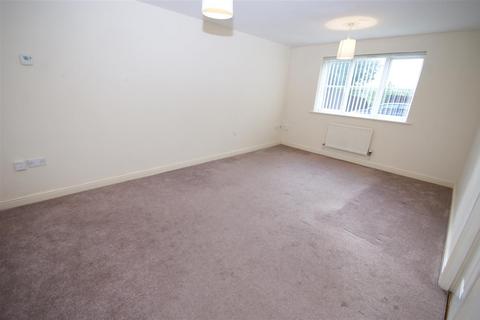 2 bedroom apartment for sale, Farfield Rise, Brighouse