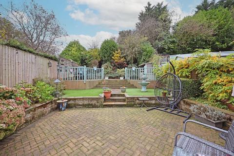 26 Caspian Grove, Stoke-on-trent, ST4 8RX