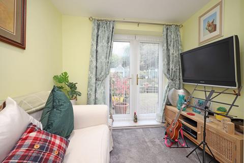 26 Caspian Grove, Stoke-on-trent, ST4 8RX