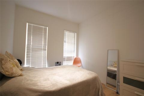 2 bedroom flat to rent, Oriel Road, Cheltenham