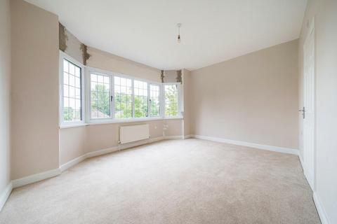 4 bedroom townhouse to rent, Woodridge Close, Bracknell, Berkshire