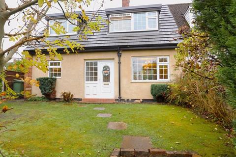 2 bedroom end of terrace house for sale, Ivymeade Close, Macclesfield