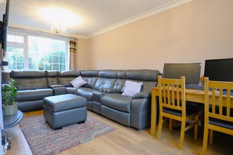 2 bedroom end of terrace house for sale, Ivymeade Close, Macclesfield